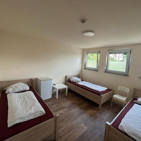 Pension Highway Bielefeld Senner Hellweg Εξωτερικό φωτογραφία