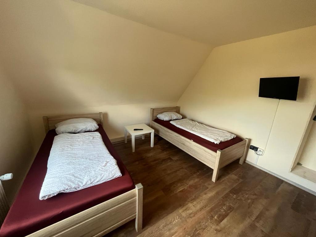 Pension Highway Bielefeld Senner Hellweg Εξωτερικό φωτογραφία